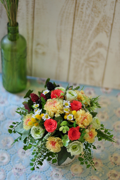 母の日　カーネーション　プリザーブドフラワーアレンジメント