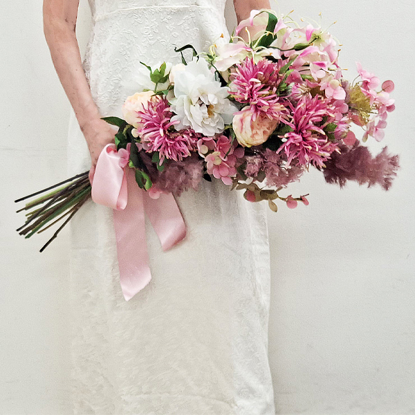 アーティフィシャルフラワーブーケ　大きい　